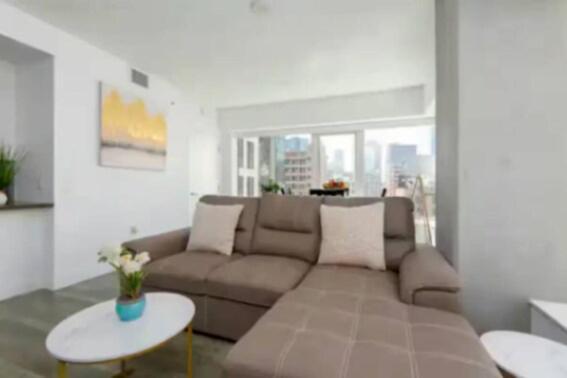 Beautiful 3br High Rise Pool, & Rooftop Views Apartamento *